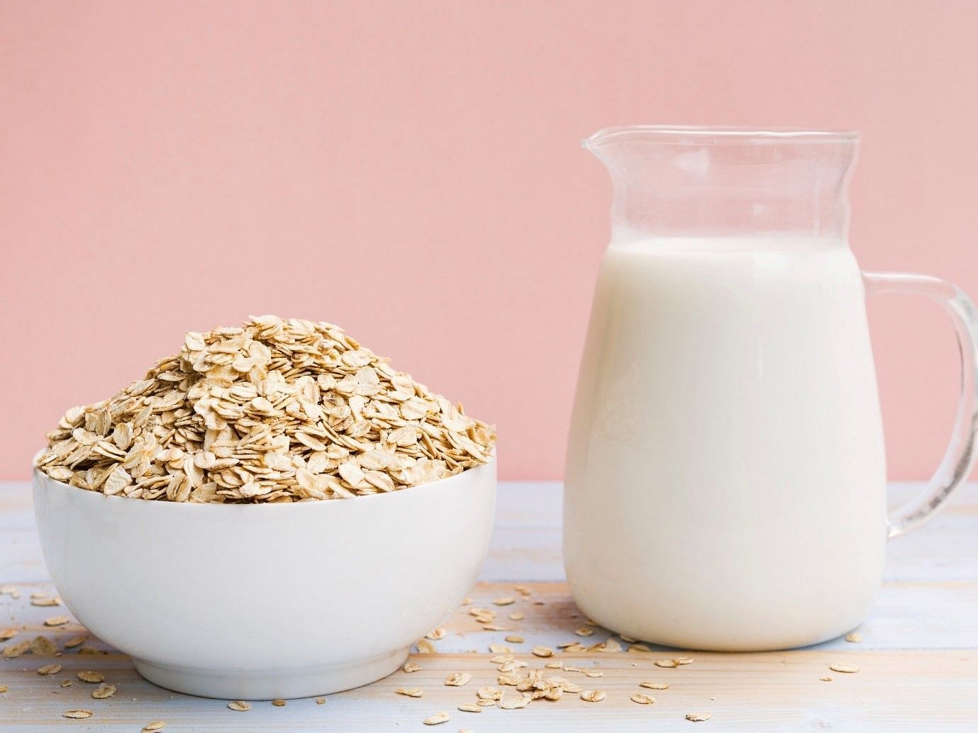 Oatmeal might seem like a healthy breakfast but not for people with Osteoporosis (Image by Freepik on Freepik)